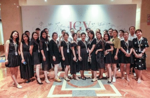 IGV社群女装品牌，2020年代服装零售业破局者