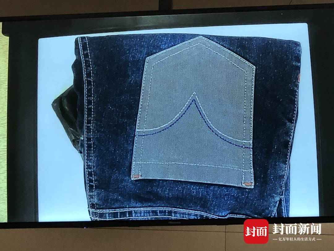 Levi’s状告沃尔玛抄袭自家招牌式双弧线设计