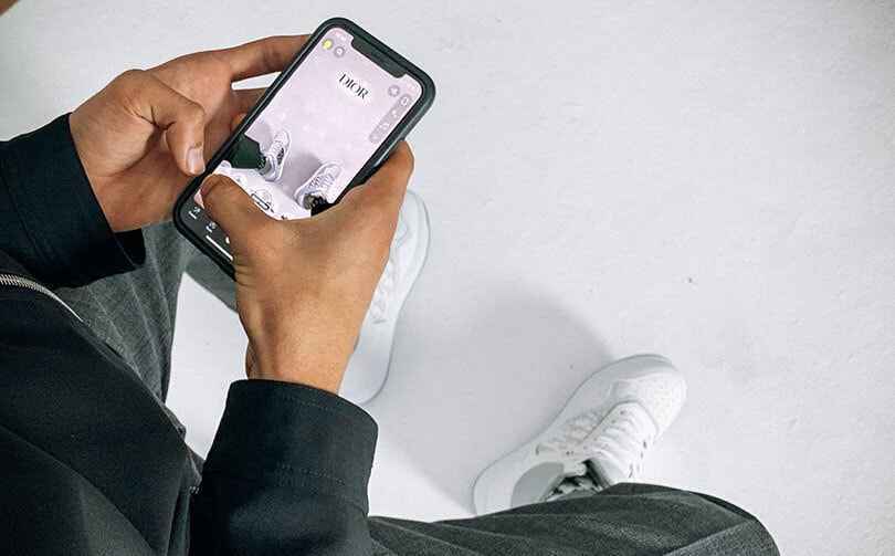 Dior与Snapchat合作推出虚拟试鞋功能