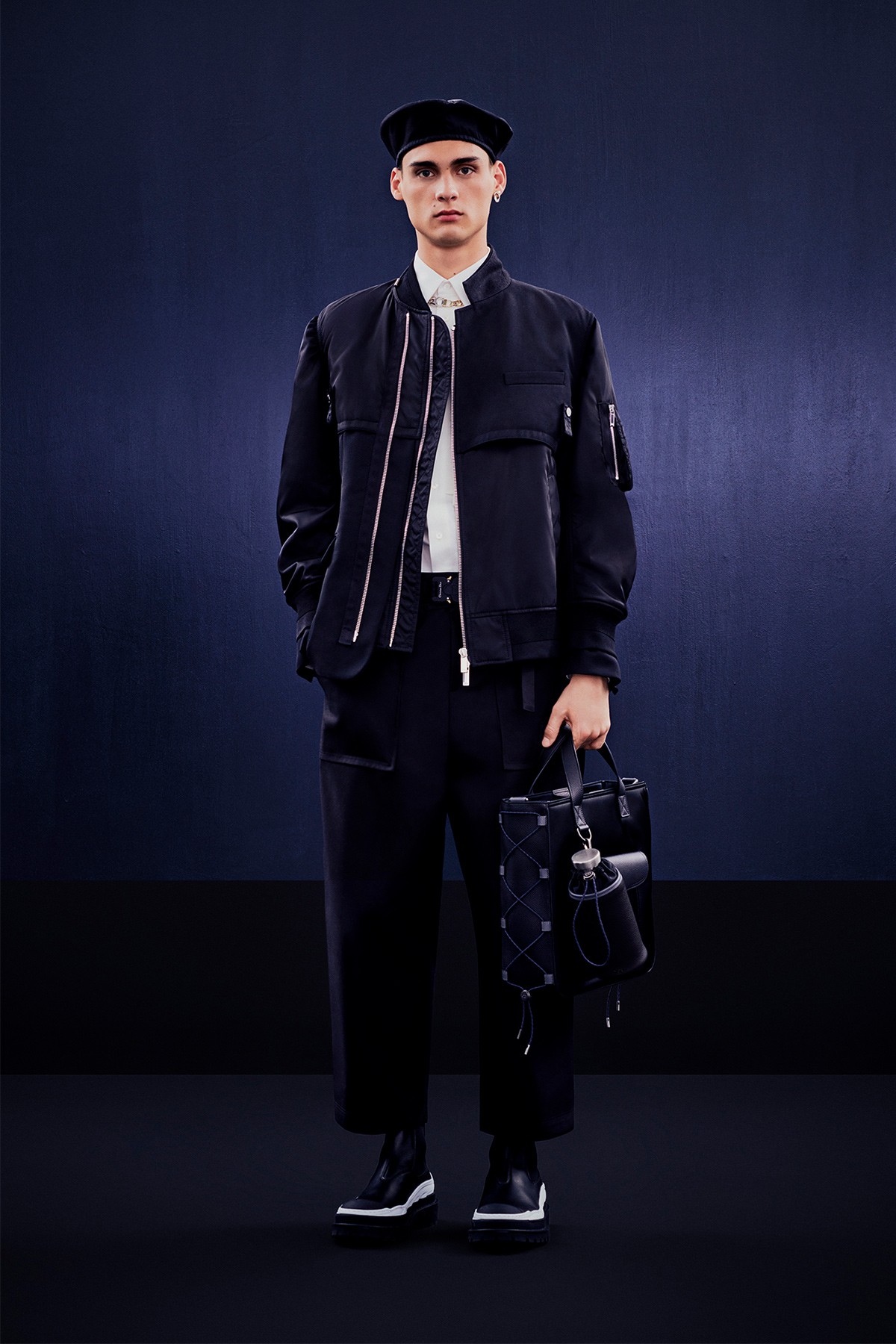 重磅联手 Dior x sacai 首次联名合作系列